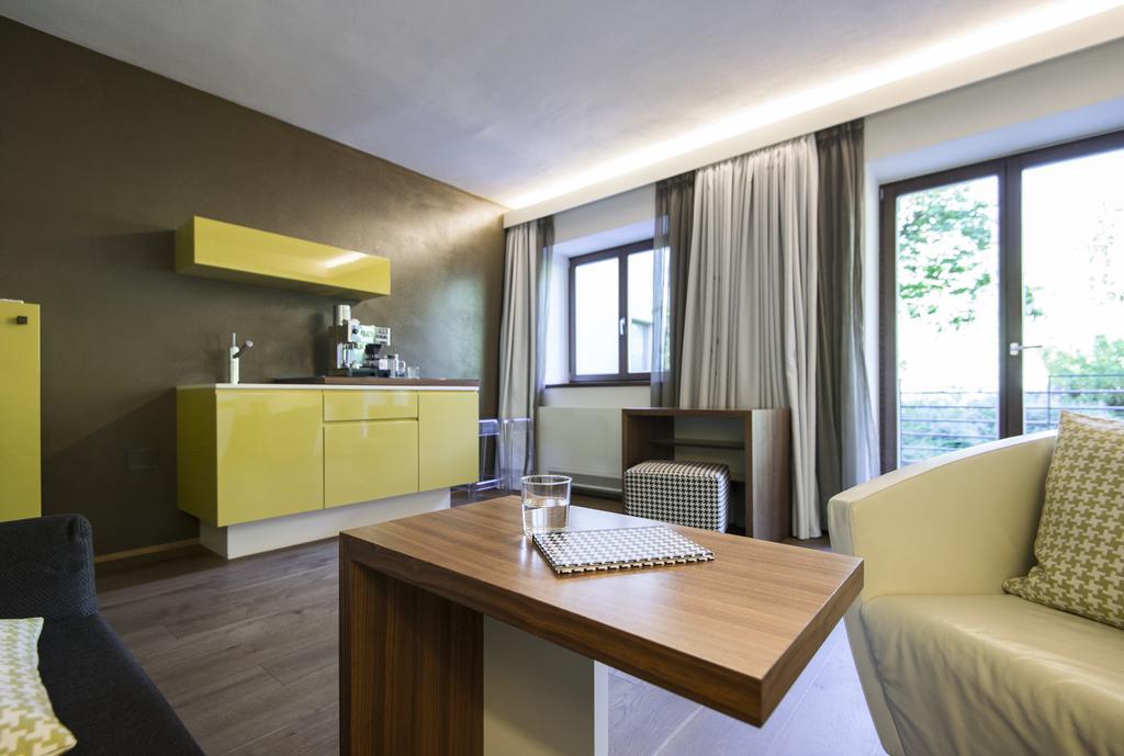 Designhotel Gius La Residenza Caldaro Buitenkant foto
